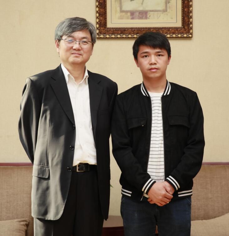 杨瑞龙大