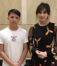 杨恭如