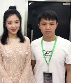 张含韵