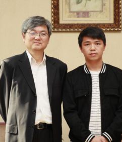 杨瑞龙